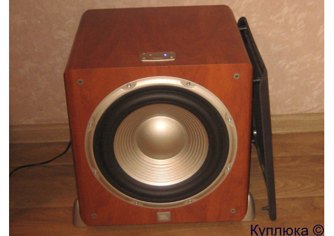 Сабвуфер JBL Studio L Series L8400P/230