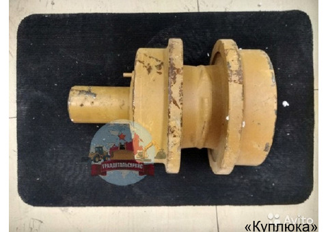 "Каток поддерживающий 141-30-00565 Komatsu "