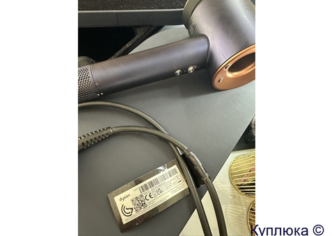 Оригинал Чехол/кейс dyson с оригинальными насадками Малайзия
