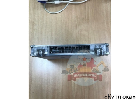 Контроллер X4427303 на Hitachi ZX 330