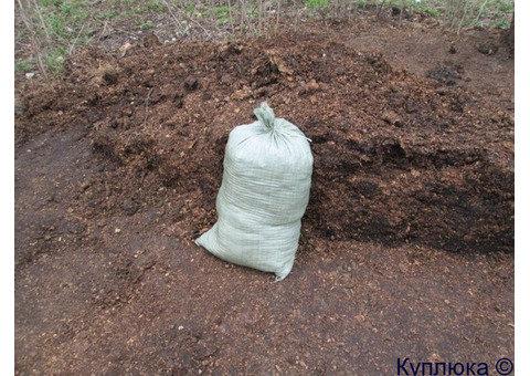 Навоз конский, перепревший, навалом.
