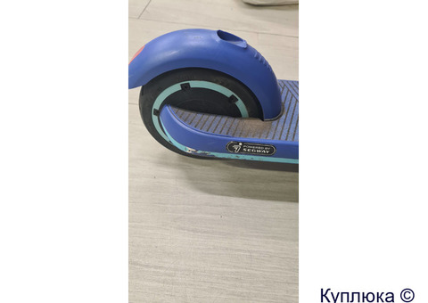 Продам электрический самокат Ninebot