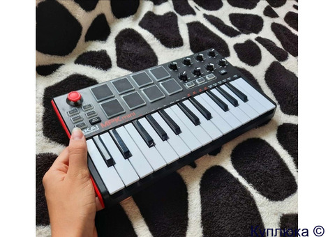 Midi-клавиатура akai MPK mini