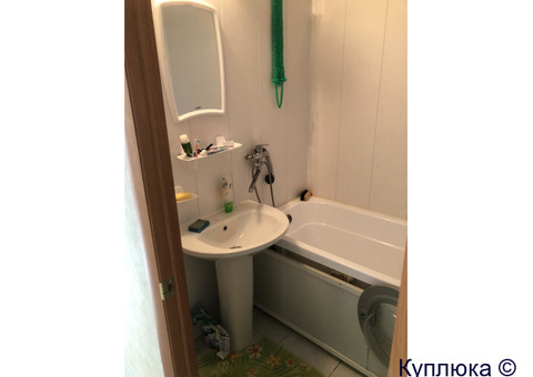 Продам квартиру в уютном месте .