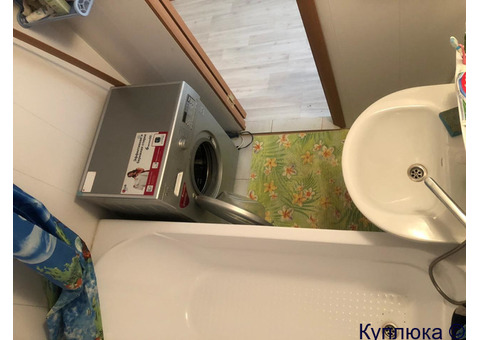 Продам квартиру в уютном месте .